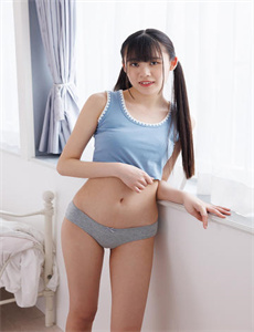 《亚洲精品久久无码AV片银杏-人乳宴》